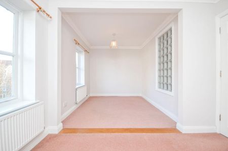 4 bedroom house to rent - Photo 2