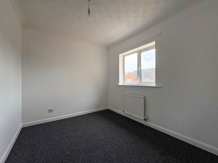 4 bedroom detached house to rent - Photo 4