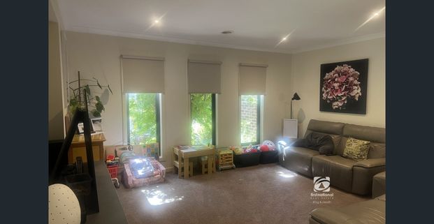 EASTWOOD LIVING! - Photo 1