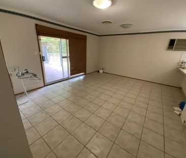 Big family home! - Photo 3