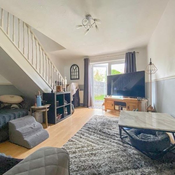 Frampton Road, Linden - Photo 1