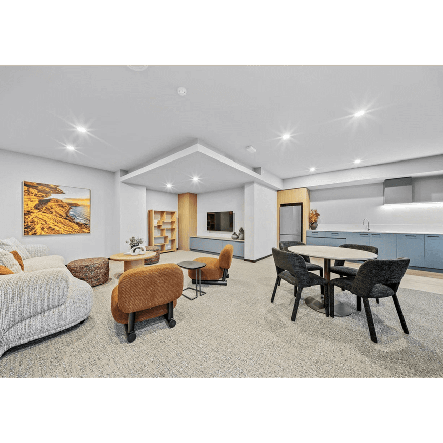 Luxurious Apartment Living - Photo 1
