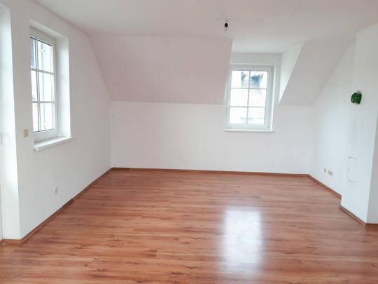 3-Zimmer-Wohnung mit Balkon, Garagenstellplatz und Kellerabteil in ruhiger Lage - Foto 1