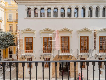 Excellent 3 Bedroom apartment for rent in La Xerea, Valencia - Photo 5