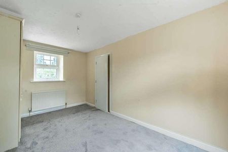 Westbury Lodge Close, Pinner, HA5 - Photo 5