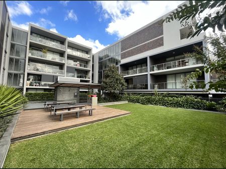 Large One-Bedroom Apartment on Level Four - Photo 2