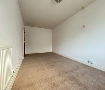 2 bedroom retirement property to rent - Photo 1