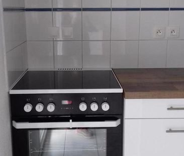 Location Appartement 2 pièces 47m² NEUVILLE DE POITOU 86170 - Photo 1
