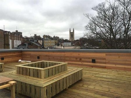 Acre Passage, Windsor, SL4 - Photo 2