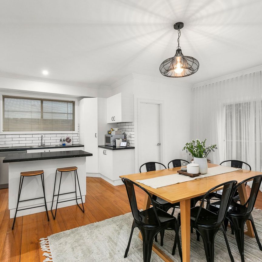 2/12 Randwick Drive, Keilor Park VIC 3042 - Photo 1