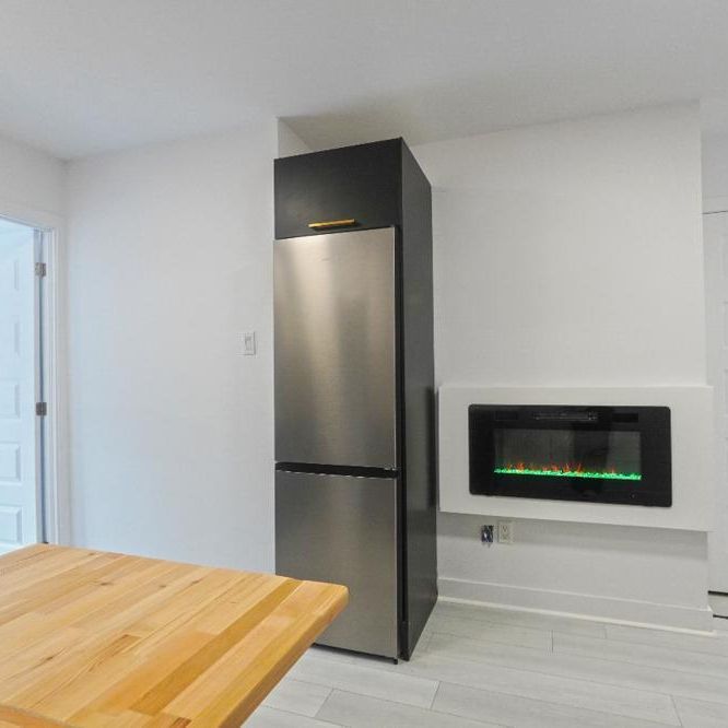 Appartement Moderne 3 ½ – À 10 Min du Métro Mont-Royal! - Photo 1