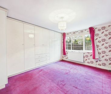 Greenview Court, Ashford, Surrey,TW15 - Photo 1