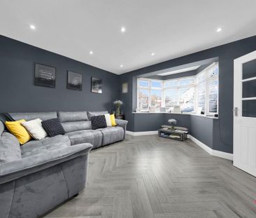 4 bedroom semi-detached house to rent - Photo 2