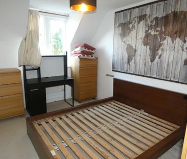 Newgate Close - Photo 2