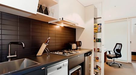 One Bedroom with dishwasher &air-conditioner - Photo 2