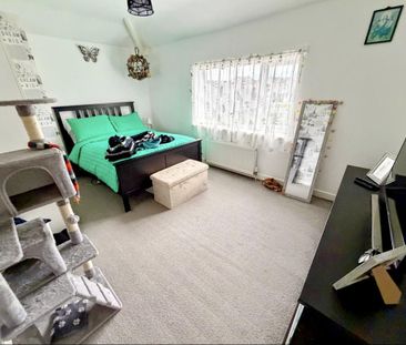 3 bedroom semi-detached house to rent - Photo 5