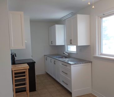 For Lease - 17 Gunn Street Unit# main floor, Barrie, Ontario - Photo 6