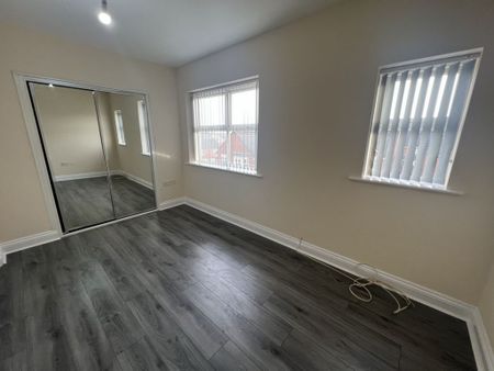 3 Bedroom Town House - Photo 4