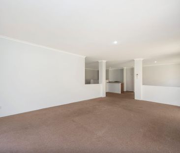 Spacious Family Living - Photo 4