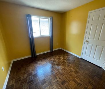 For Lease - 17 Neuchatel Avenue, Vaughan, Ontario - Photo 1