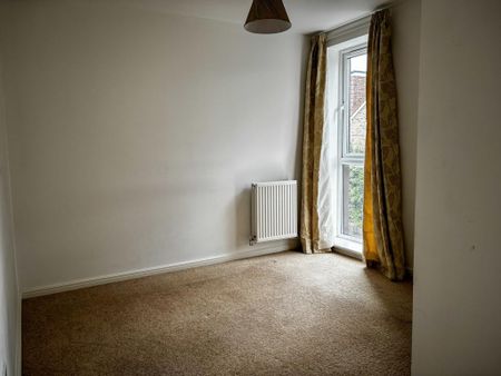 4 bedroom townhouse to rent - Photo 3