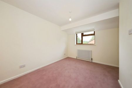 Lynwood Drive - Photo 3