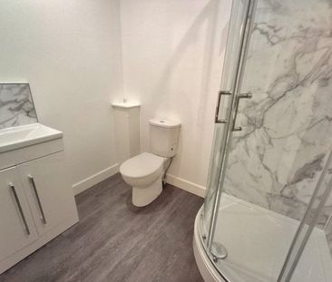 Catherine House, Waterlooville - Photo 5