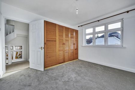 4 bedroom semi-detached house to rent - Photo 2