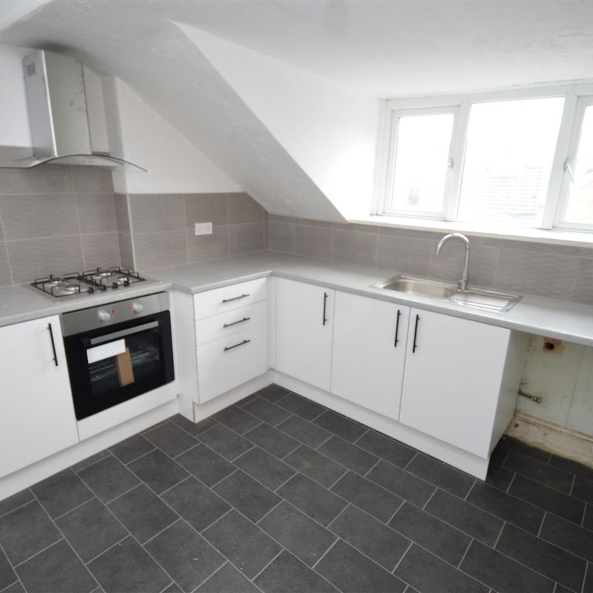 Greenbank Road, Birkenhead, CH42 - Photo 1