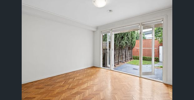 3 Bedroom Family Home! - Photo 1