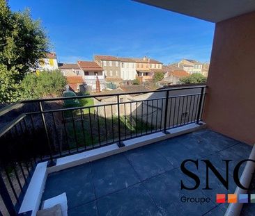 T2 AVEC TERRASSE ET PARKING - Photo 3