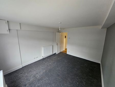 5 Bed Student Accommodation - Photo 5