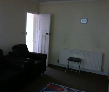 1 Bed Flat, Rusland Park Road, HA1 - Photo 4