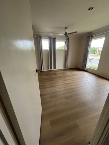 Stunning Four Bedroom +Media Family Abode Located In Yarrabilba - Photo 5