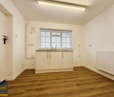 Main Street, Witchford - Photo 5