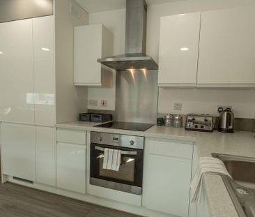 1 bedroom private hall to rent - Photo 4