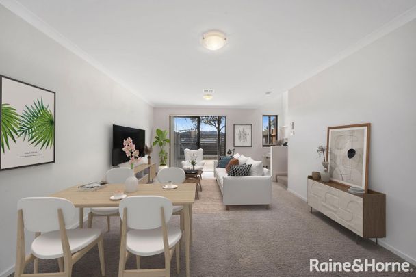 Perfectly Positioned Townhouse - Photo 1