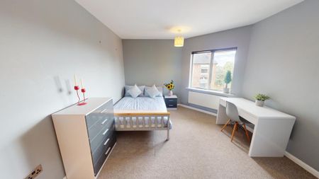 2 bedroom flat to rent - Photo 4