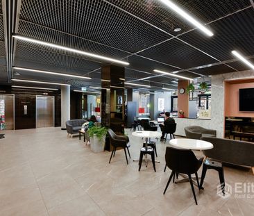 City-Edge Convenience in the Heart of Carlton - Photo 4