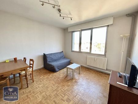 Location Appartement 1 pièce 29m² LE MANS 72000 - Photo 2
