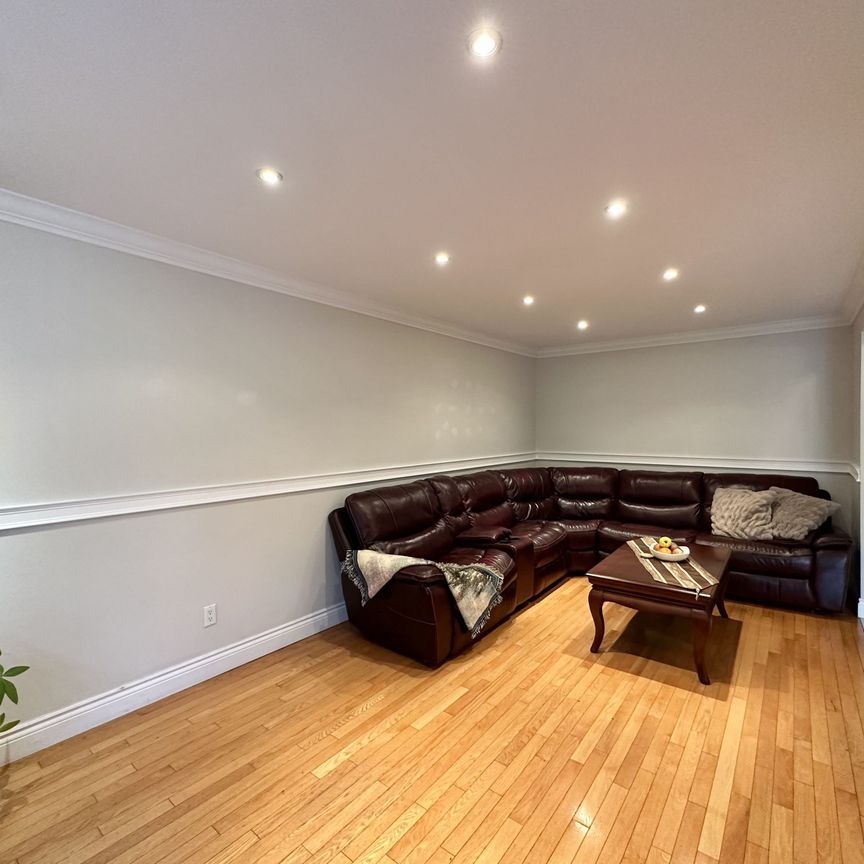 For Lease - 2366 Denvale Drive Unit# Upper, Pickering, Ontario - Photo 1