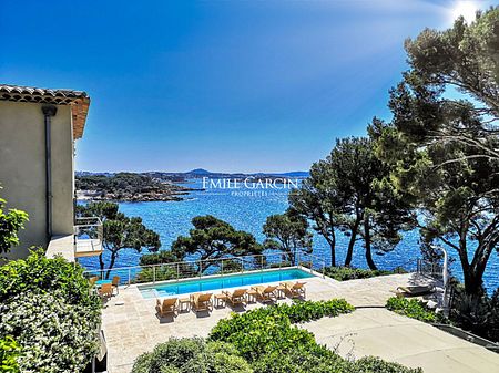 Villa à louer à Bandol les pieds dans l'eau, vue mer exceptionnelle - Photo 4