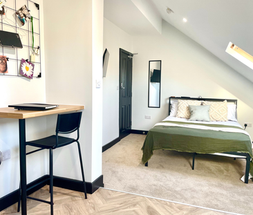 Portland Road Room 6 - Photo 2