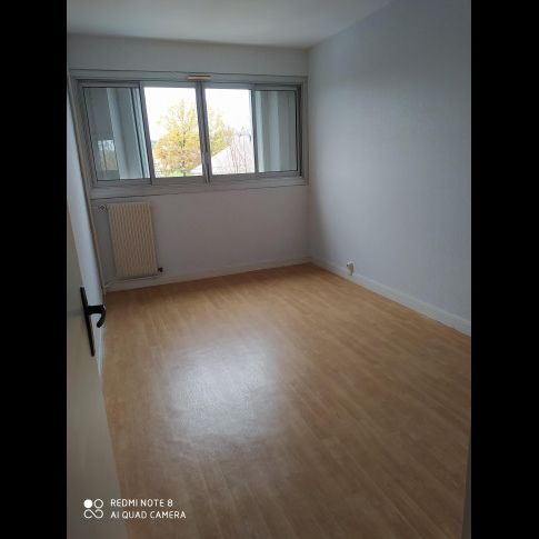 Location Appartement 3 pièces 63 m² Le Blanc - Photo 1