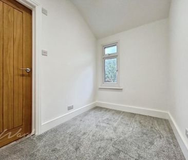 2 bedroom semi-detached house to rent - Photo 3