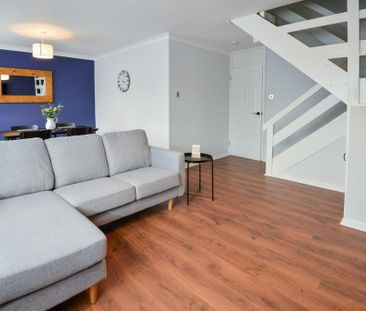 3 bedroom end of terrace house to rent - Photo 5