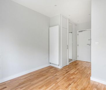 Flat to rent - Photo 1