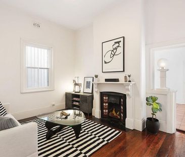 Elegant, Light-Filled Semi with Parking in Prime Inner-City Locale - Photo 1