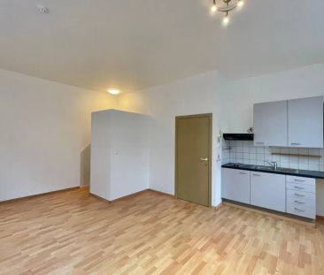 Gelijkvloerse studio te huur - Photo 4