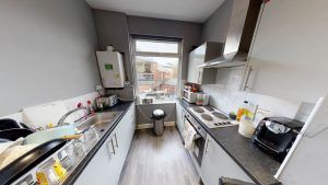 170 Woodhouse Ln, Leeds, LS2 9HB - Photo 3